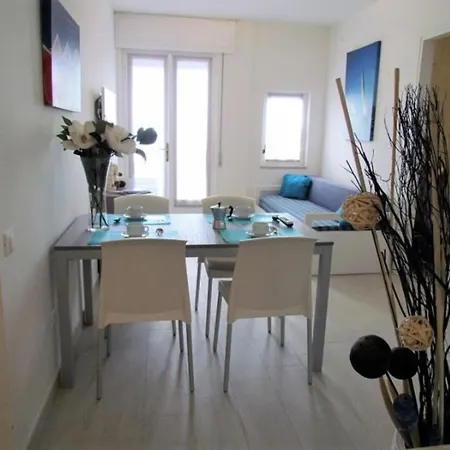 Stunning Sea View Apartament